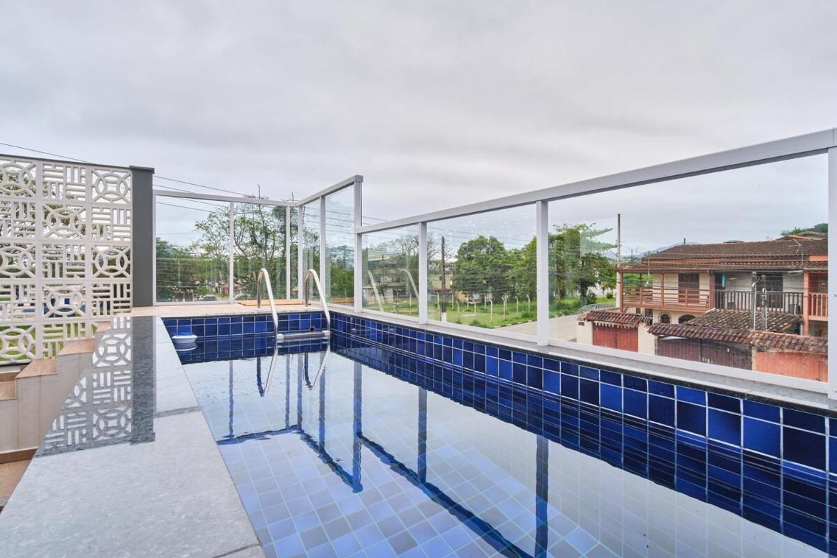 Apartamento Sol 3: Charmoso Com Piscina E Churrasqueira E Ar *
