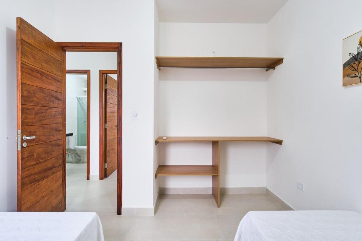 Sol 3: Charmoso Com Piscina E Churrasqueira E Ar Apartamento *