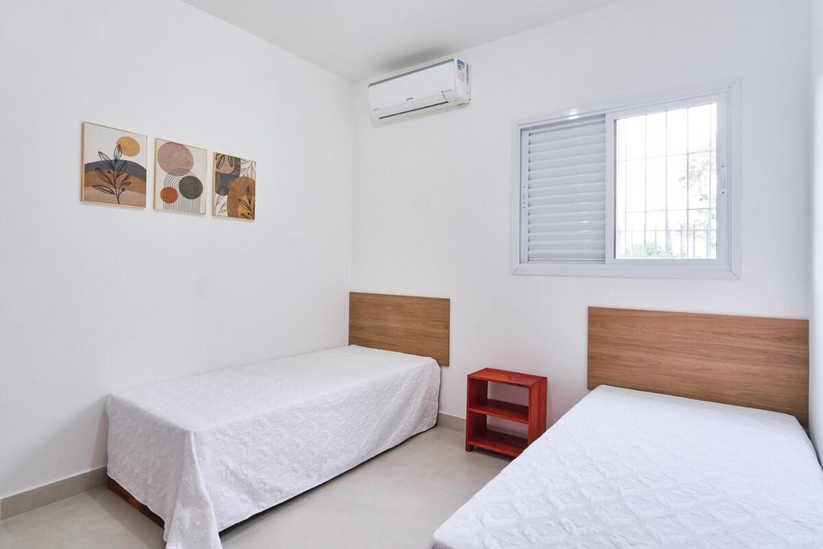 Sol 3: Charmoso Com Piscina E Churrasqueira E Ar Apartamento Ubatuba
